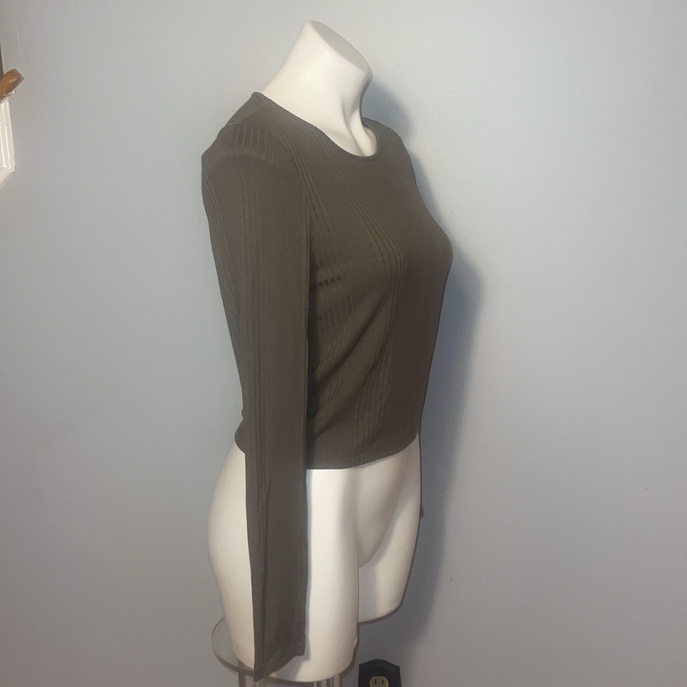 Tommy Jeans Amherst Knit ladies long sleeve ribbed crop top with open back. NWT - Picture 9 of 9